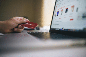 Discover 6 tips on how to manage multiple credit cards