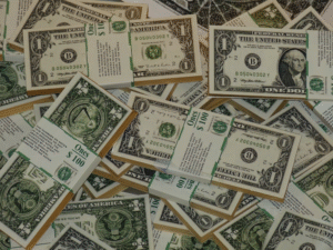 How to apply for a home equity loan? Tips and pros and cons